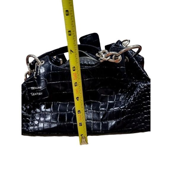 Isabella Adam's Handbag   - Picture 6 of 8